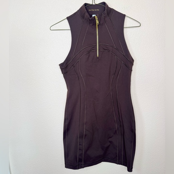 Lululemon define sleeveless dress in brown size 8 - Picture 4 of 7